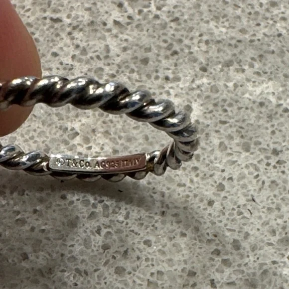 Tiffany & Co. Twist Rope Ring - Picture 3 of 5